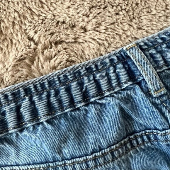 Zara Girls Distressed Mom Fit Denim Jeans SZ 13-14 - Picture 7 of 9